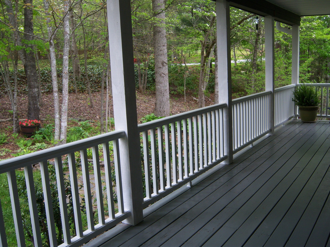 New porch railing installation