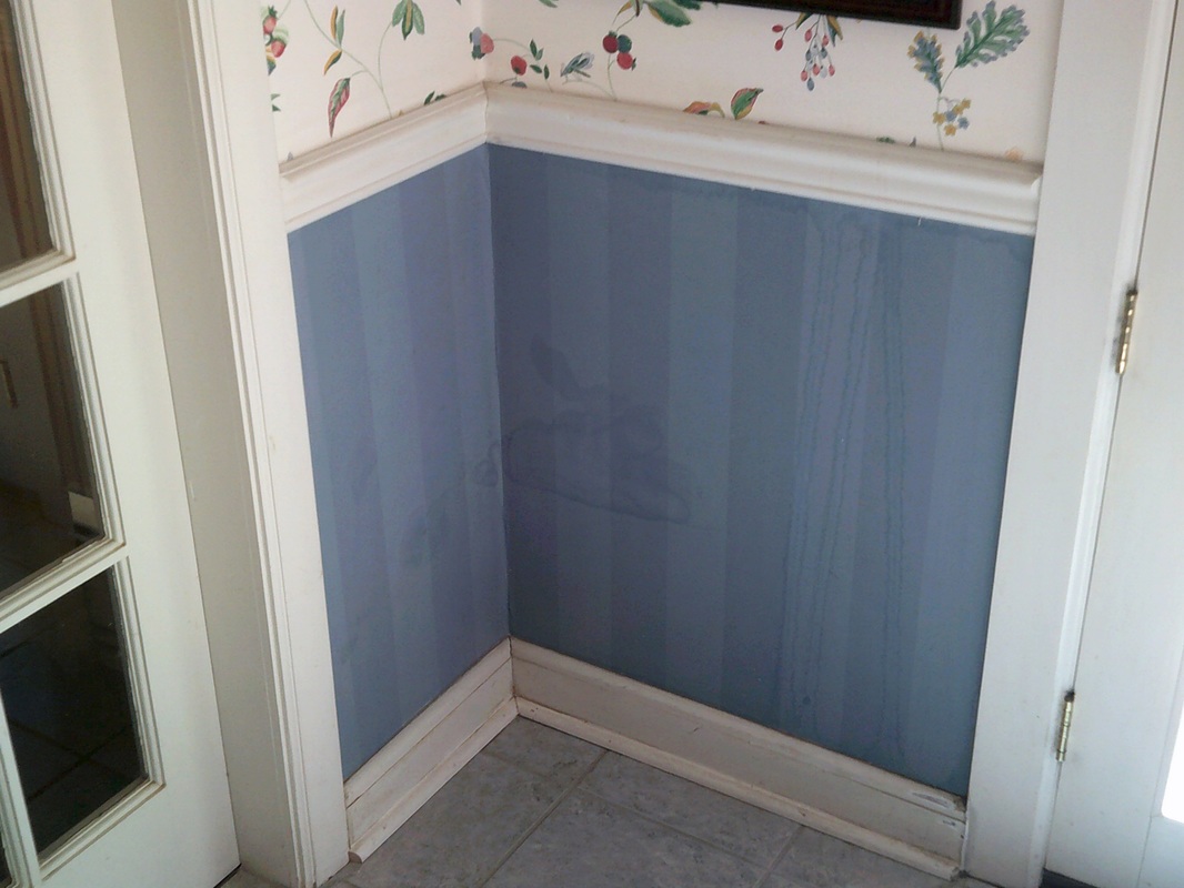 Picture of stained wallpaper
