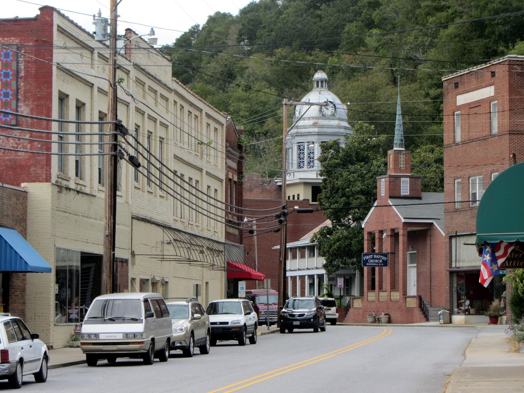 Picture of downtown Weaverville